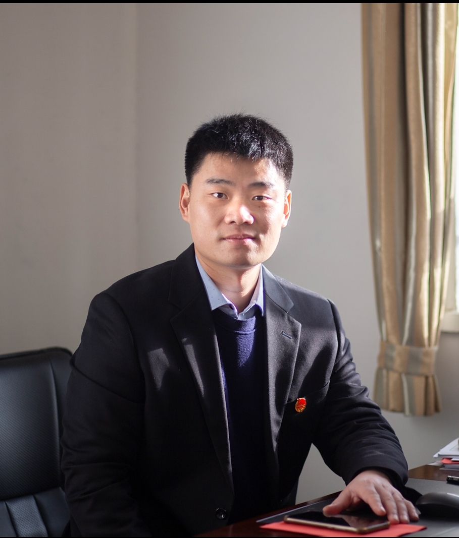 院长助理——袁延青